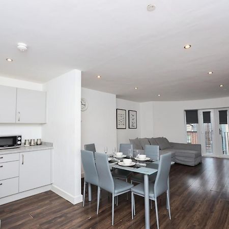 L1 Boutique By Happy Days Apartment Liverpool Bagian luar foto