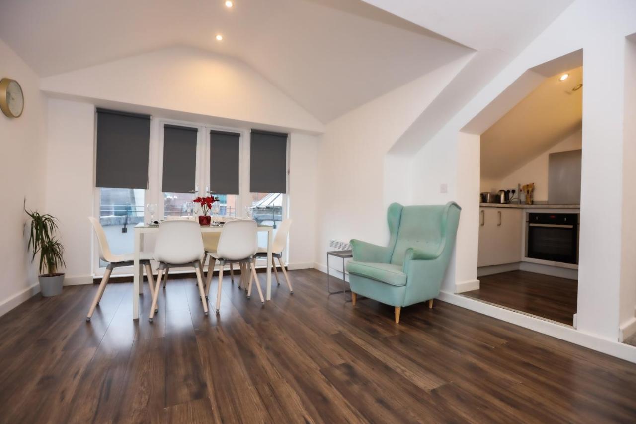 L1 Boutique By Happy Days Apartment Liverpool Bagian luar foto