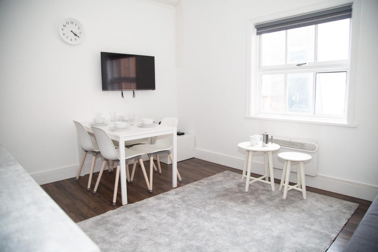 L1 Boutique By Happy Days Apartment Liverpool Bagian luar foto