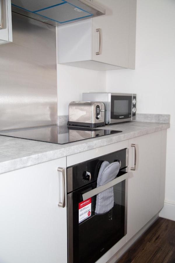L1 Boutique By Happy Days Apartment Liverpool Bagian luar foto